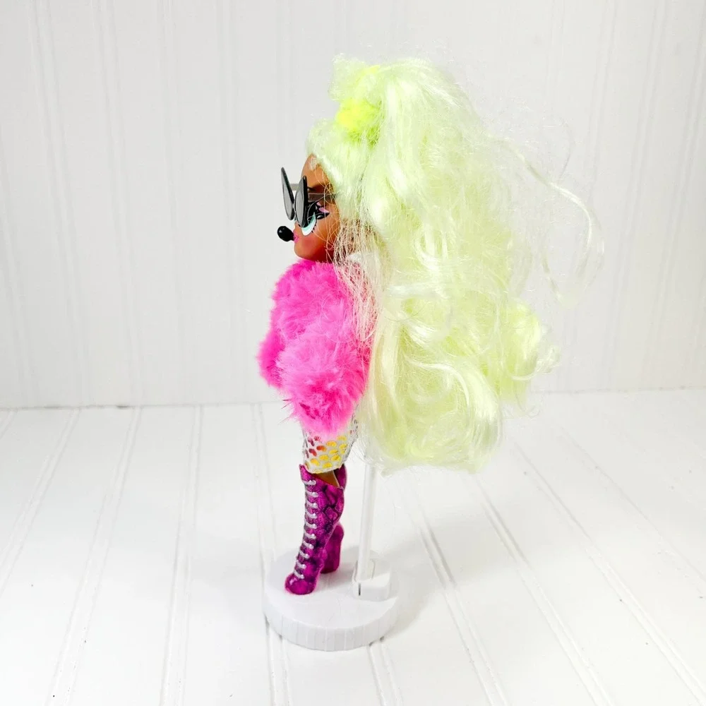 LOL Surprise OMG Lady‎ Diva Fashion Doll Lady Diva 9 In fur coat, Boots